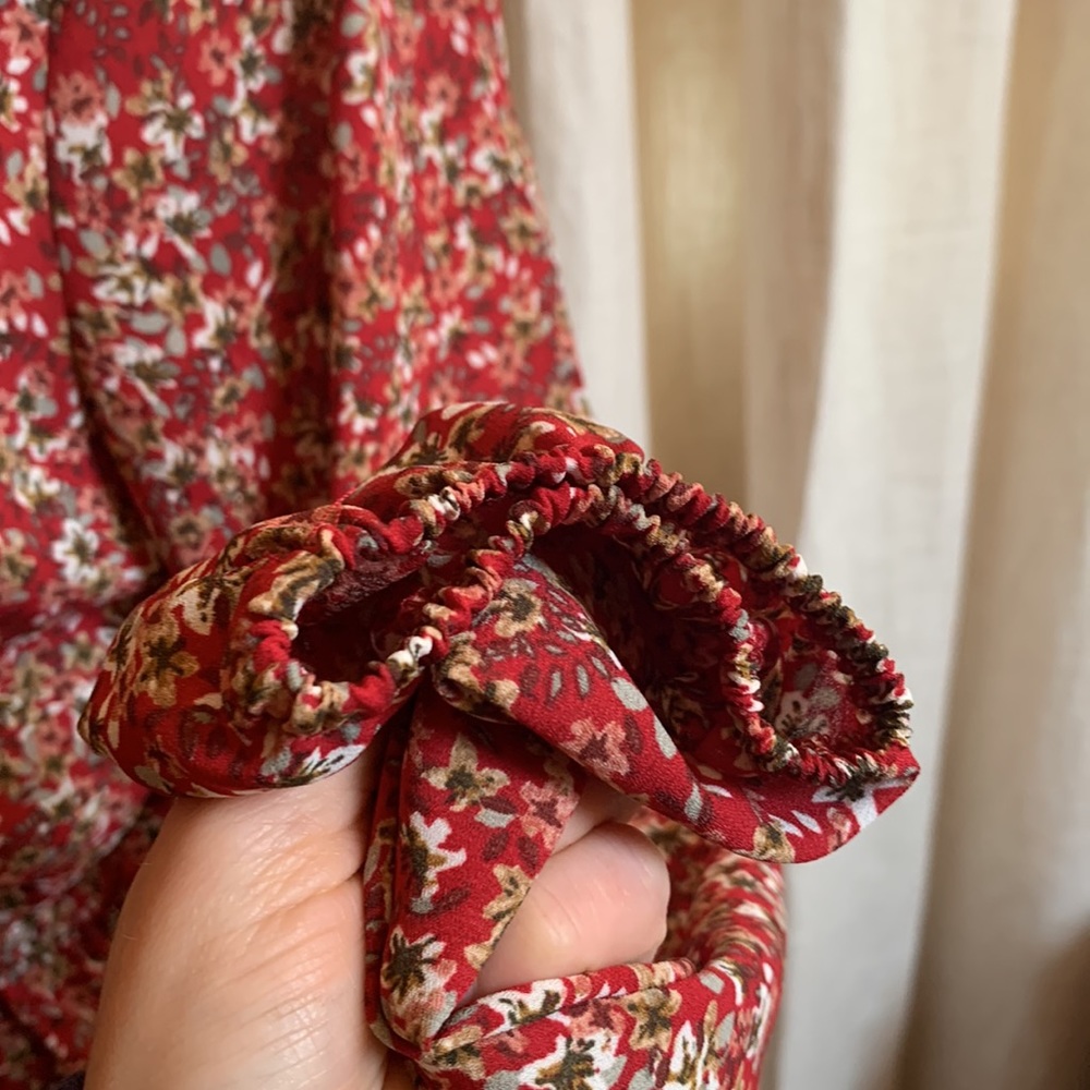 Max Studio Ruffle Floral Blouse - Picture 5 of 5